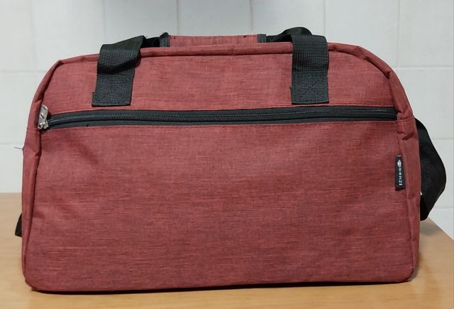 Bolsa de viaje avión.