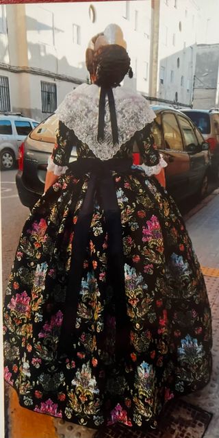 traje fallera del siglo