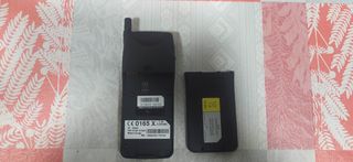 Teléfono móvil Alcatel HC800