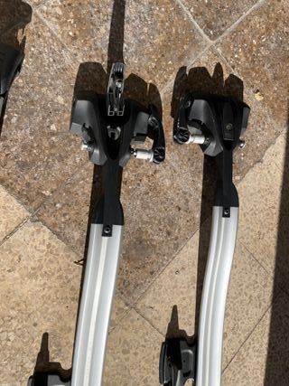 Portaesqui, portabici y barras Thule para Volvo