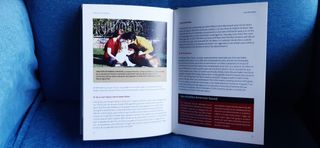 CD LIBRO DE ELVIS PRESLEY