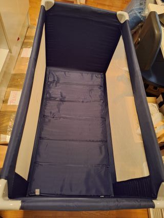 Cuna de viaje con colchón