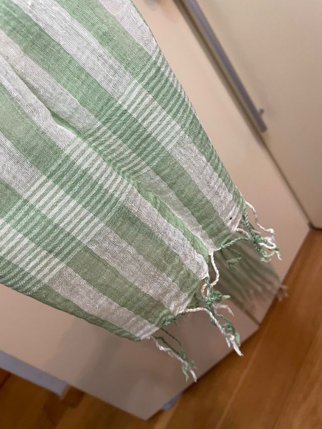 pañuelo verde rayas