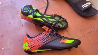 botas fútbol  Adidas