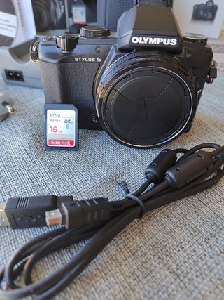 Olympus Stylus 1s Cámara digital