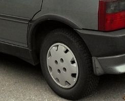 Tapacubos Fiat Uno SX segunda serie