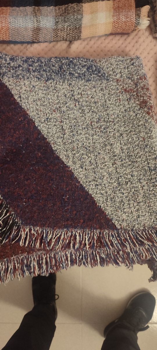 Mantas cuello Stradivarius.