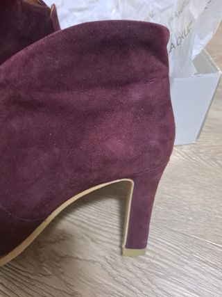 Botines piel Lola Cruz