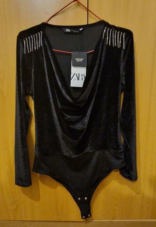 Body terciopelo Zara