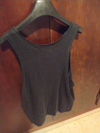 Camiseta de tirantas