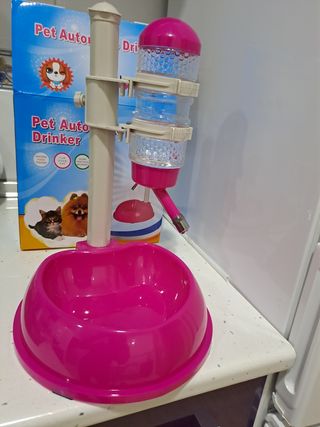 COMEDERO Y BEBEDERO AUTOMATICO