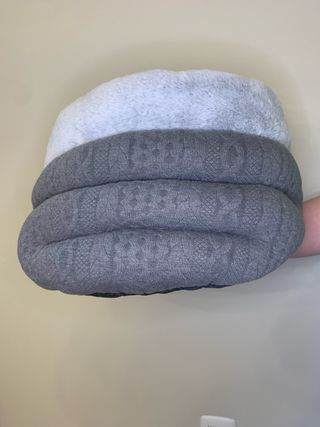 Cama cueva para gatos y perros pequeñitos