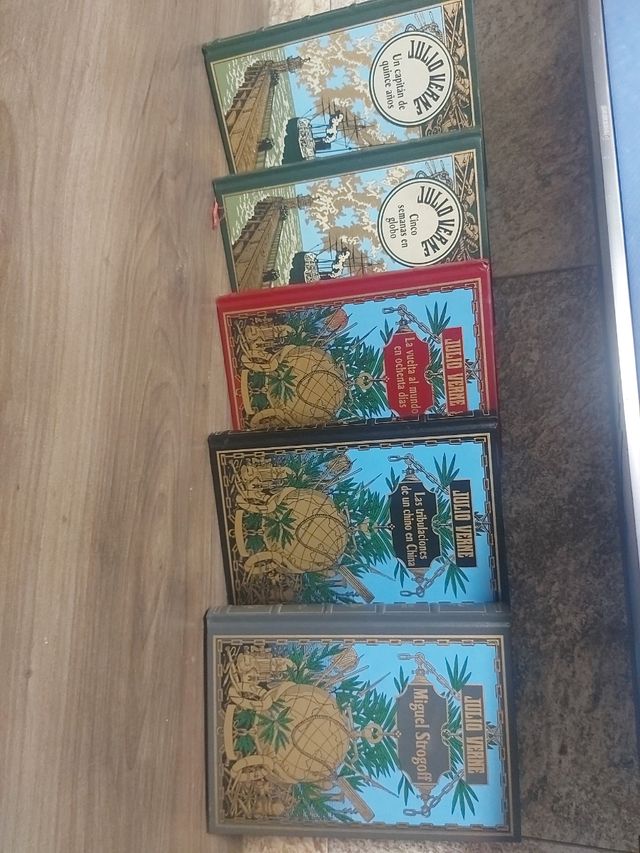 Colección de libros de Julio Verne