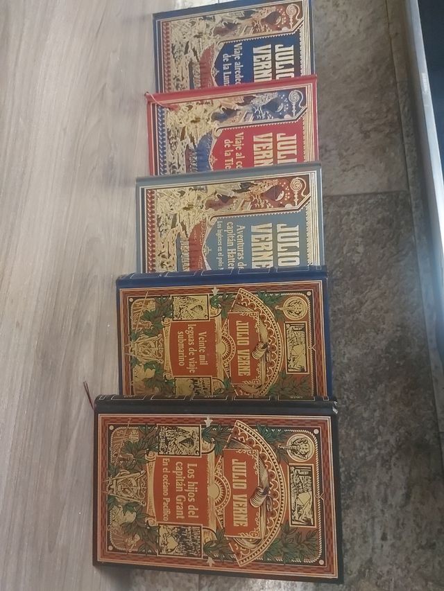 Colección de libros de Julio Verne