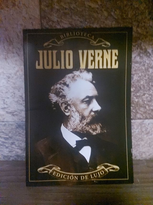 Colección de libros de Julio Verne
