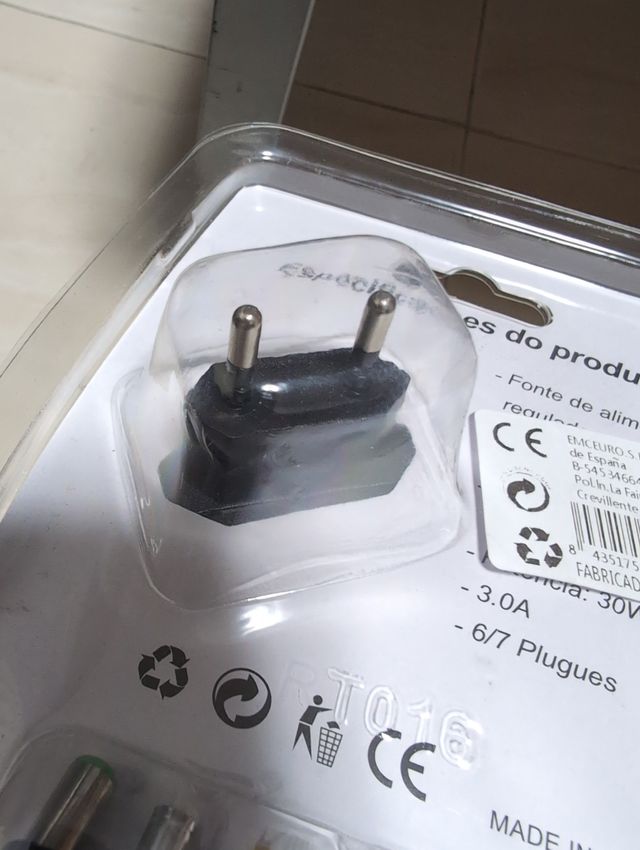 Fuente de alimentación regulada