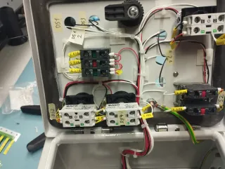 Electricista en Torrejón - Averías y montajes