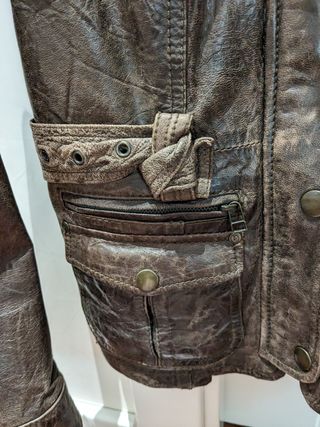 Cazadora de cuero marrón talla M