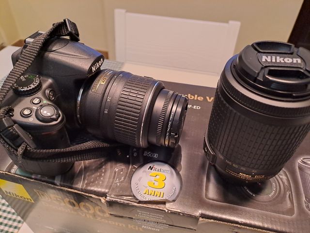 Reflex Nikon D5000