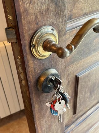Cerrajero en Santander,alrededores aperturas 24h