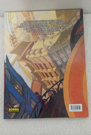 SCHUITEN + PEETERS- La sombra de un hombre