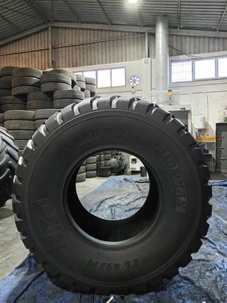 750 60 r30.5 BKT (suelta) REF 18463