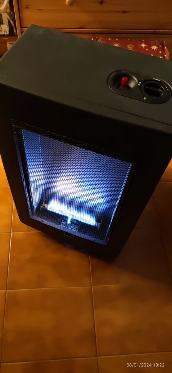 Estufa gas llama azul