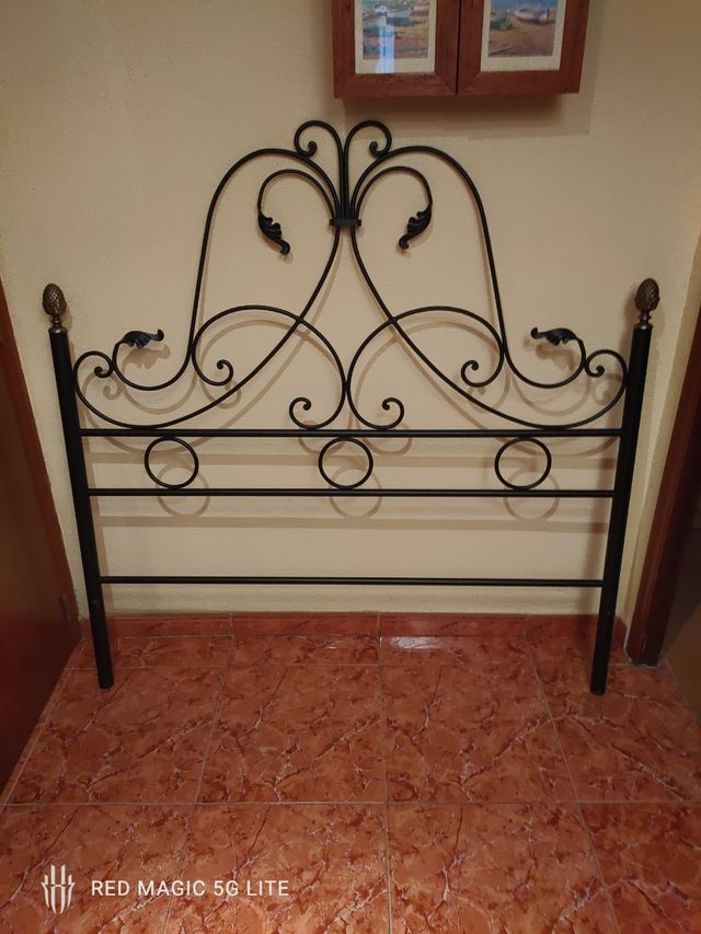 Cabezal de cama de matrimonio