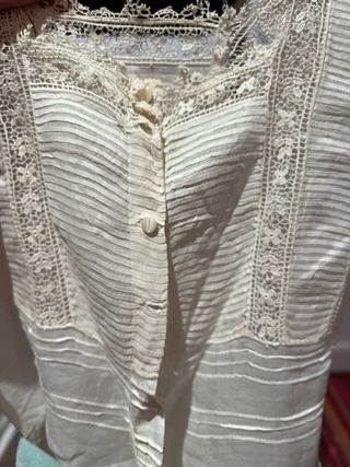 faldón bebé encaje antiguo