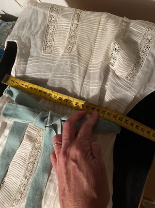 faldón bebé encaje antiguo