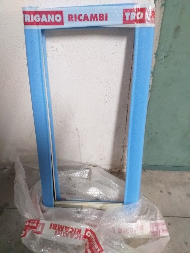 OSCURANTE SPORTELLO CAMPER C.I. X TILL