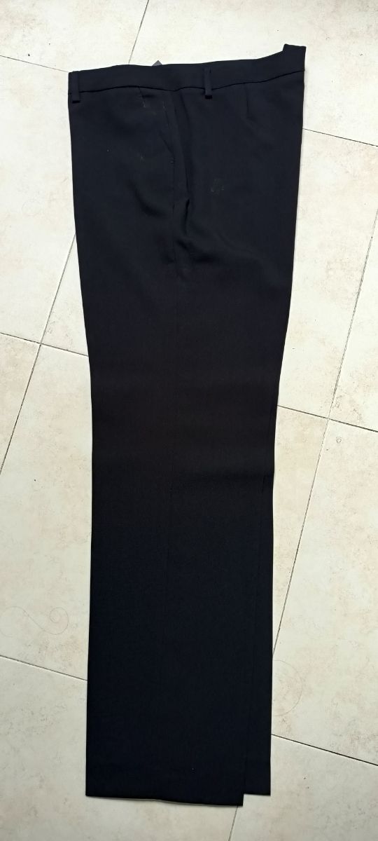 Pantalón negro