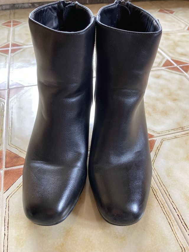 stivaletti donna n 36