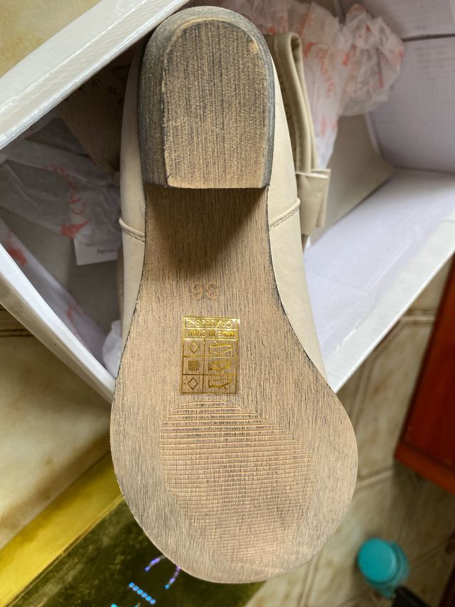 stivaletti donna n 36