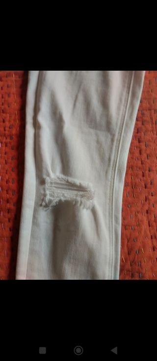 Pantalón vaquero de Stradivarius