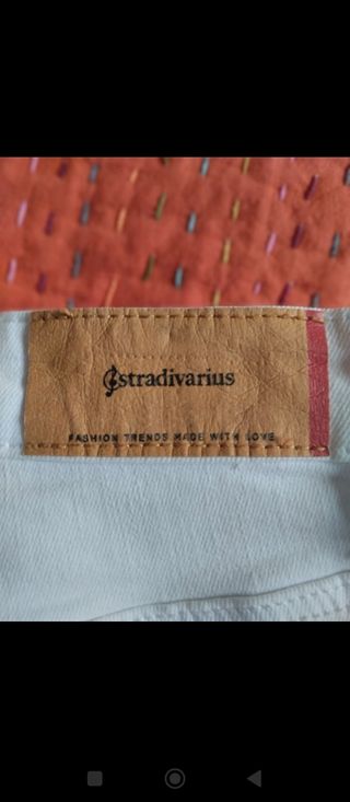 Pantalón vaquero de Stradivarius
