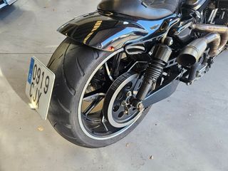 Harley Davidson 883r