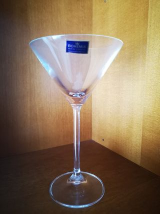 4 copas bohemia vermut cóctel