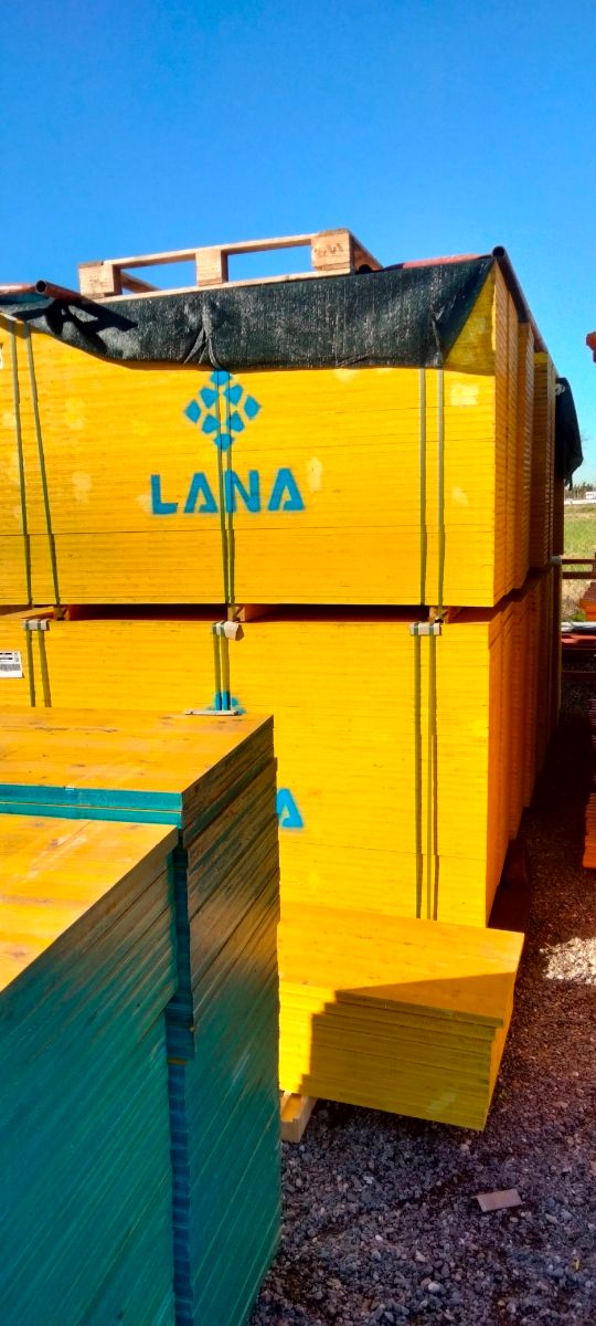 Tablero tricapa de la marca lana