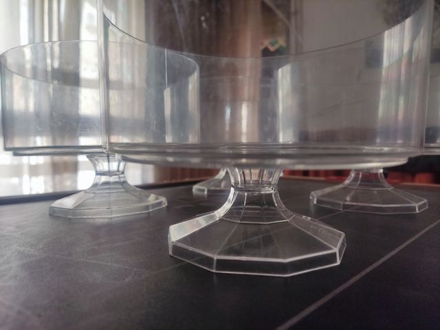 TAZONES CON PEDESTAL PARA EVENTOS