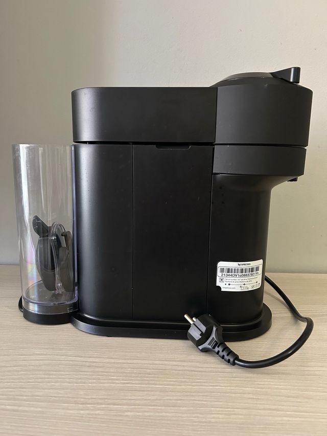 cafetera Nespresso vertuo