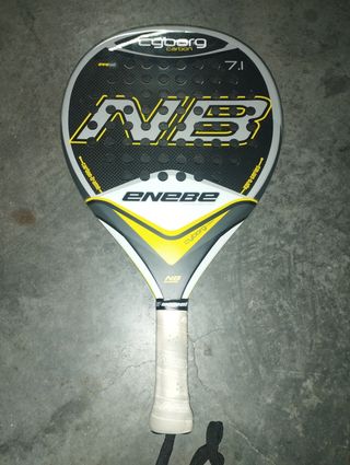 Raqueta de padel