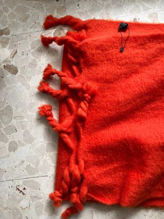 Bufanda suave y calentita naranja