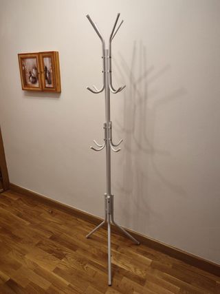 Perchero de pie 170cm, Nuevo a estrenar