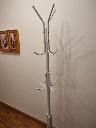 Perchero de pie 170cm, Nuevo a estrenar