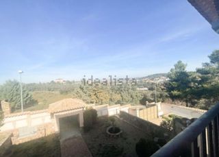 Chalet independiente en los cigarrales- la bastida