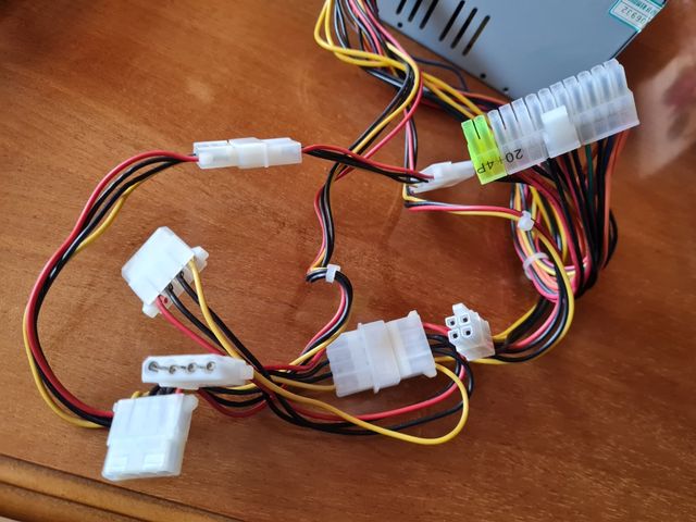 Fuente Alimentacion 400W para PC