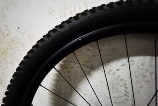 ***CANNONDALE HOLLOWGRAM DE LEFTY 8 25 HG*