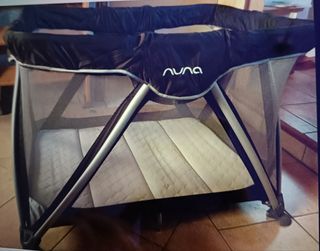 Cuna de viaje Nuna