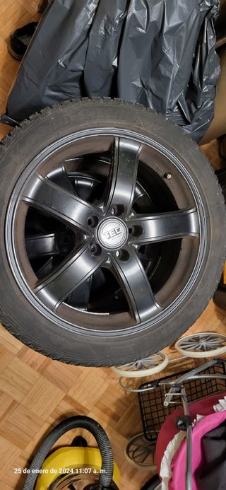Llantas TEC de 17 pulgadas 